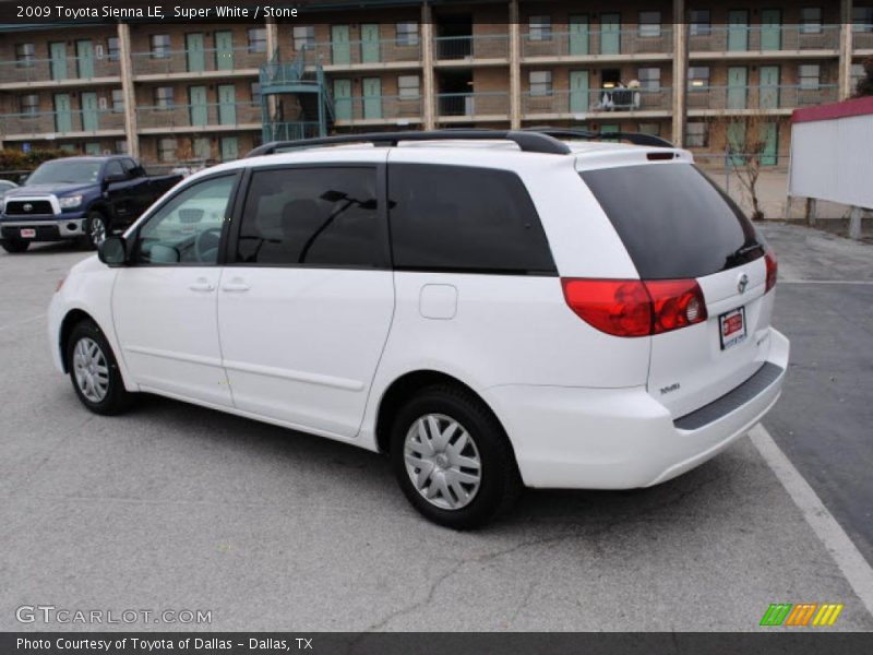 Super White / Stone 2009 Toyota Sienna LE