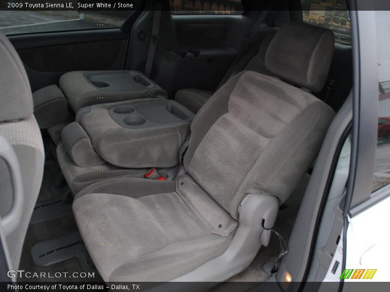 Super White / Stone 2009 Toyota Sienna LE