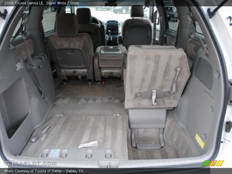 Super White / Stone 2009 Toyota Sienna LE