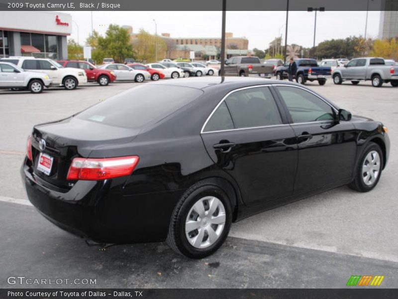 Black / Bisque 2009 Toyota Camry LE