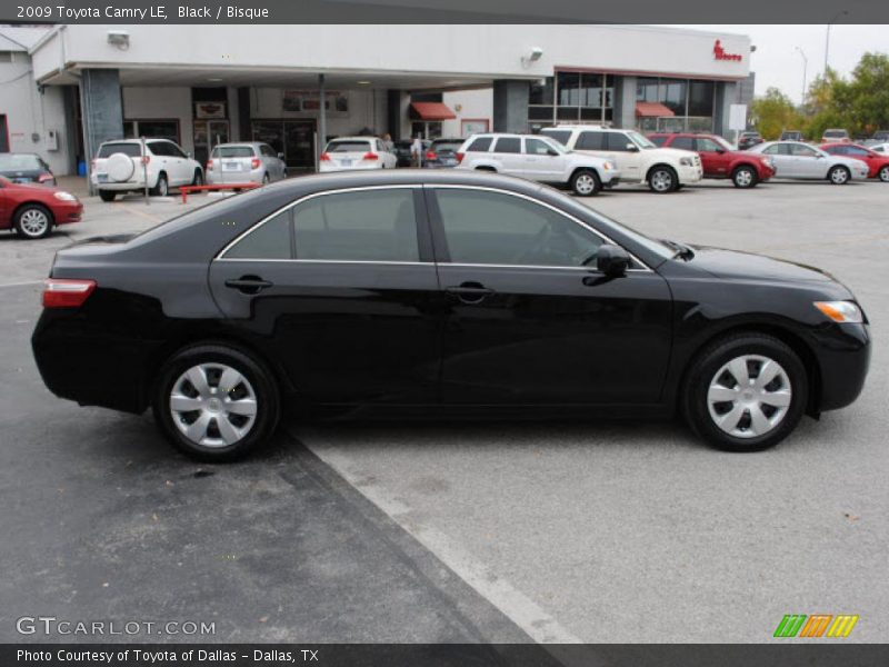 Black / Bisque 2009 Toyota Camry LE