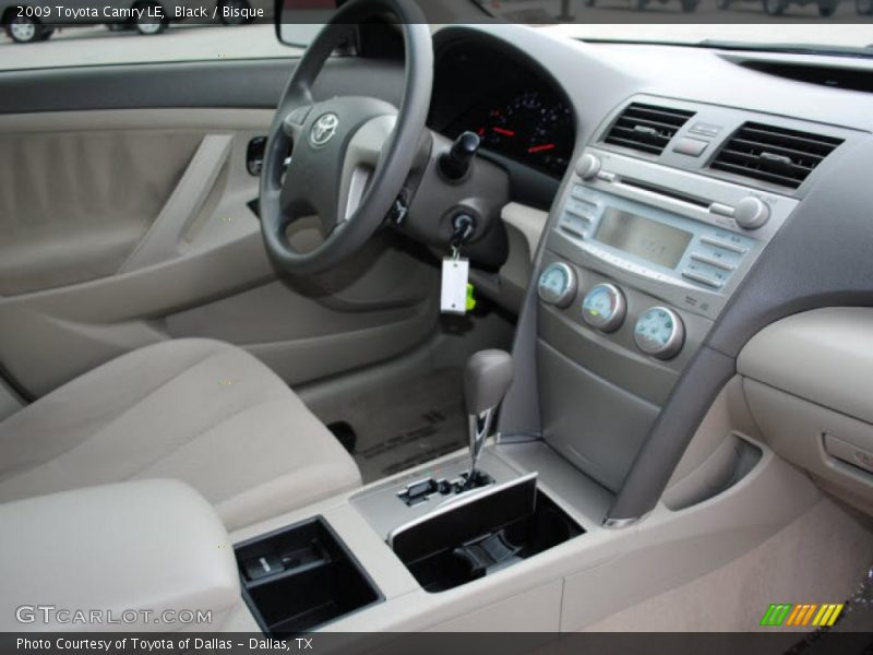 Black / Bisque 2009 Toyota Camry LE