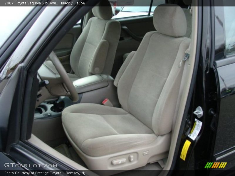 Black / Taupe 2007 Toyota Sequoia SR5 4WD