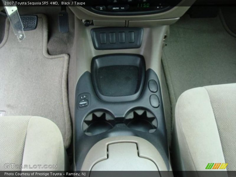 Black / Taupe 2007 Toyota Sequoia SR5 4WD