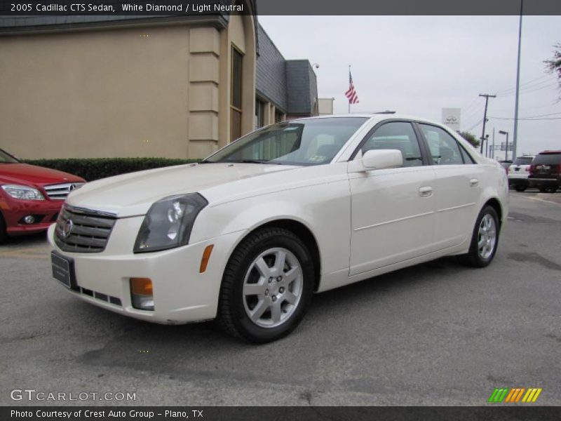 White Diamond / Light Neutral 2005 Cadillac CTS Sedan