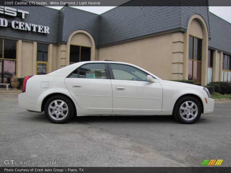 White Diamond / Light Neutral 2005 Cadillac CTS Sedan