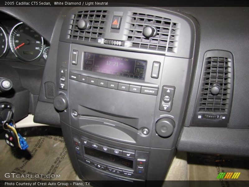 White Diamond / Light Neutral 2005 Cadillac CTS Sedan