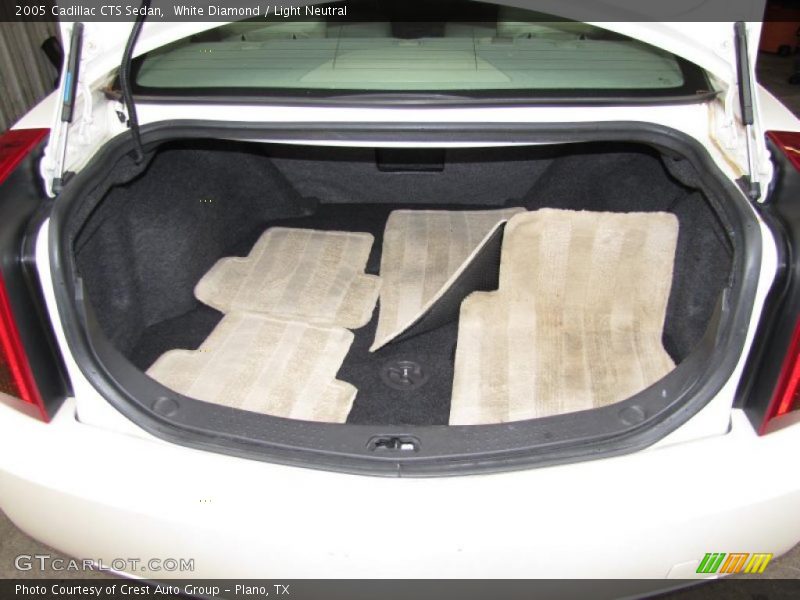 White Diamond / Light Neutral 2005 Cadillac CTS Sedan