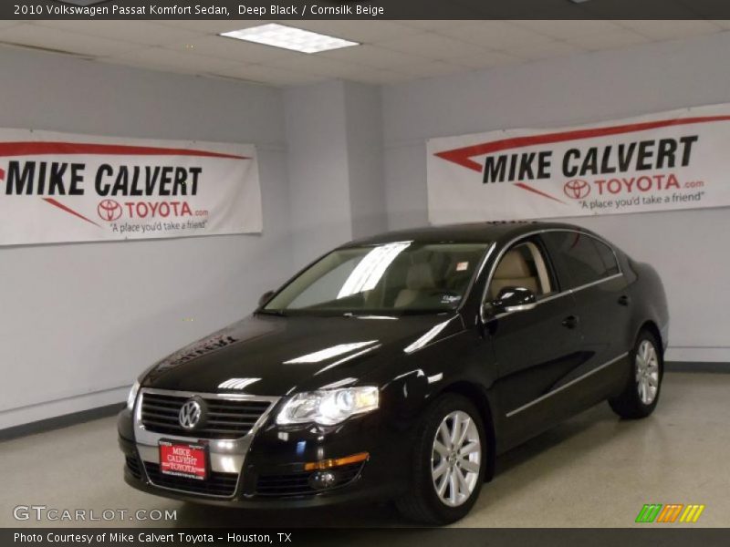 Deep Black / Cornsilk Beige 2010 Volkswagen Passat Komfort Sedan