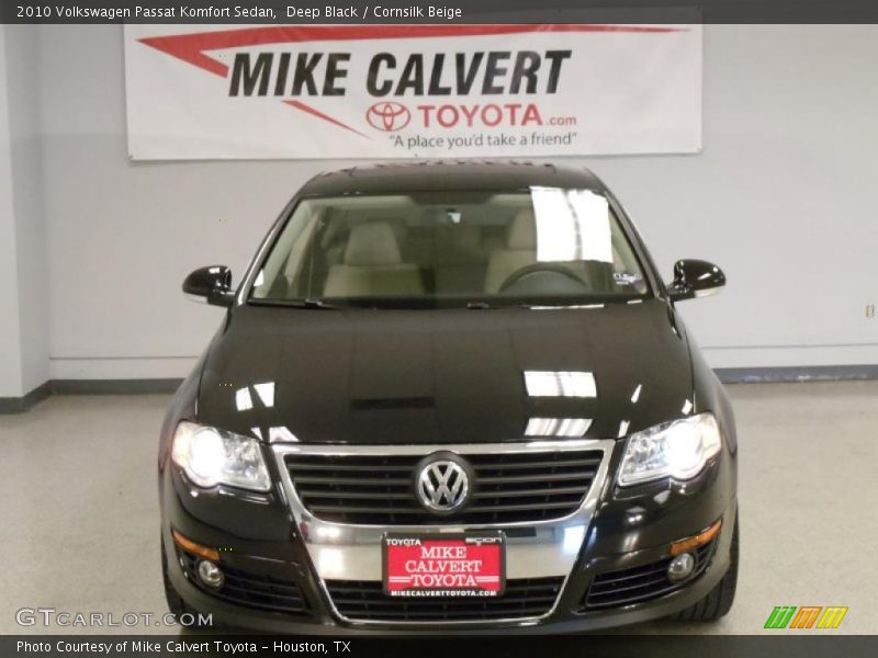 Deep Black / Cornsilk Beige 2010 Volkswagen Passat Komfort Sedan