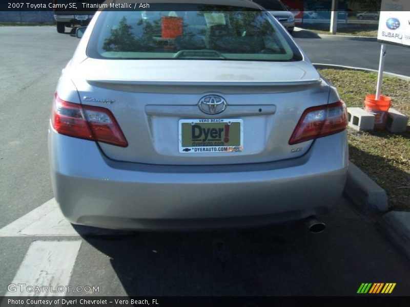 Titanium Metallic / Ash 2007 Toyota Camry SE