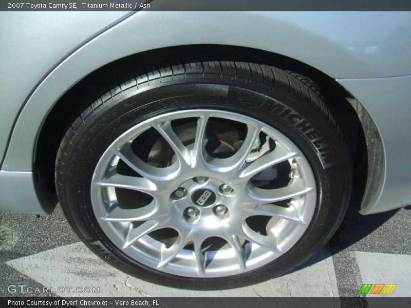 Titanium Metallic / Ash 2007 Toyota Camry SE