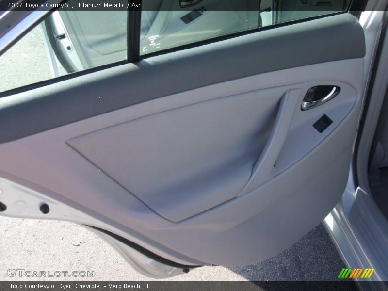 Titanium Metallic / Ash 2007 Toyota Camry SE