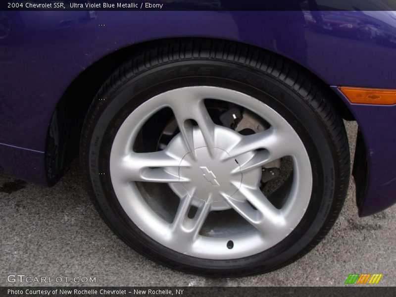  2004 SSR  Wheel