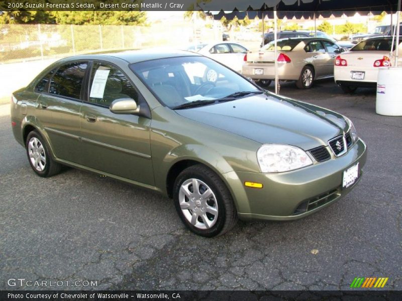 Desert Green Metallic / Gray 2005 Suzuki Forenza S Sedan