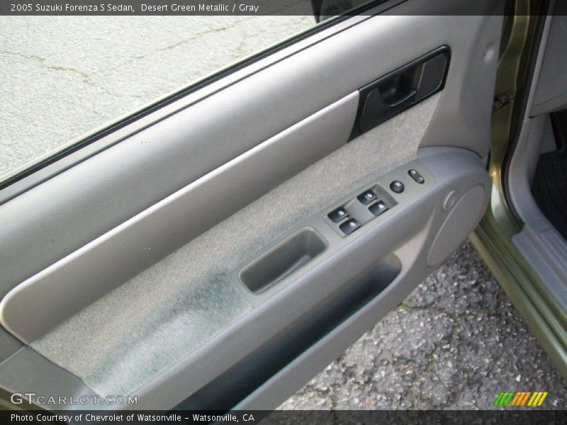 Desert Green Metallic / Gray 2005 Suzuki Forenza S Sedan
