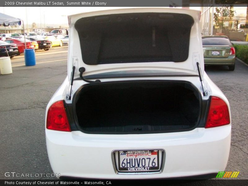 Summit White / Ebony 2009 Chevrolet Malibu LT Sedan