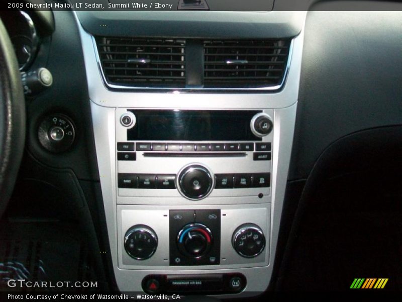 Summit White / Ebony 2009 Chevrolet Malibu LT Sedan
