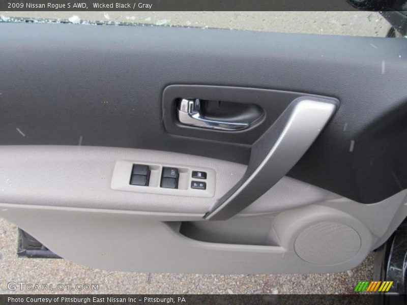 Wicked Black / Gray 2009 Nissan Rogue S AWD