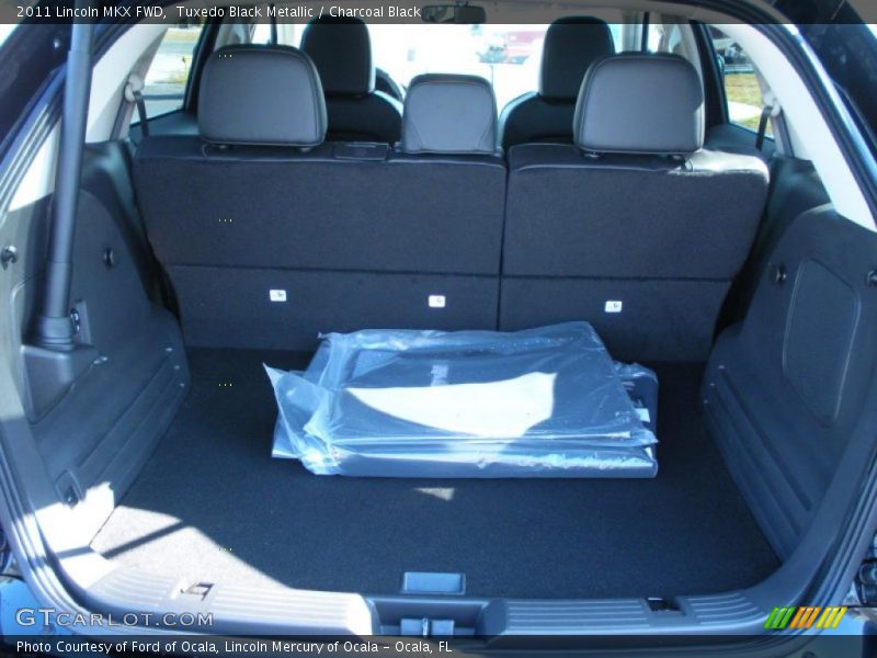 Tuxedo Black Metallic / Charcoal Black 2011 Lincoln MKX FWD