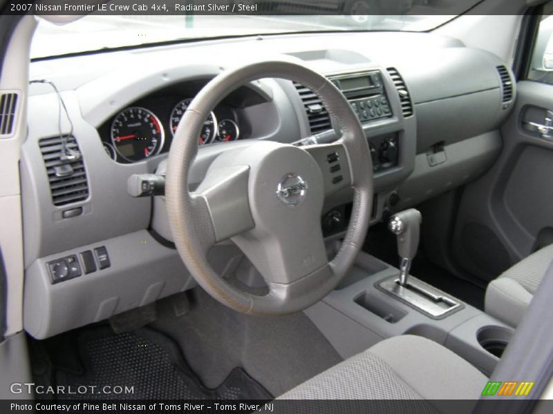 Radiant Silver / Steel 2007 Nissan Frontier LE Crew Cab 4x4