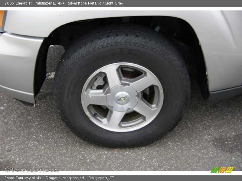 Silverstone Metallic / Light Gray 2005 Chevrolet TrailBlazer LS 4x4