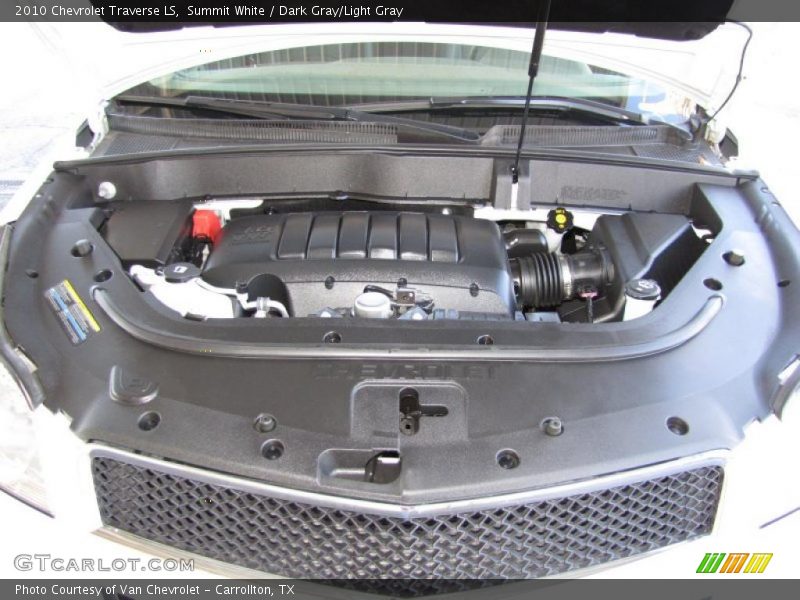 Summit White / Dark Gray/Light Gray 2010 Chevrolet Traverse LS
