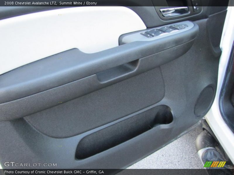 Summit White / Ebony 2008 Chevrolet Avalanche LTZ