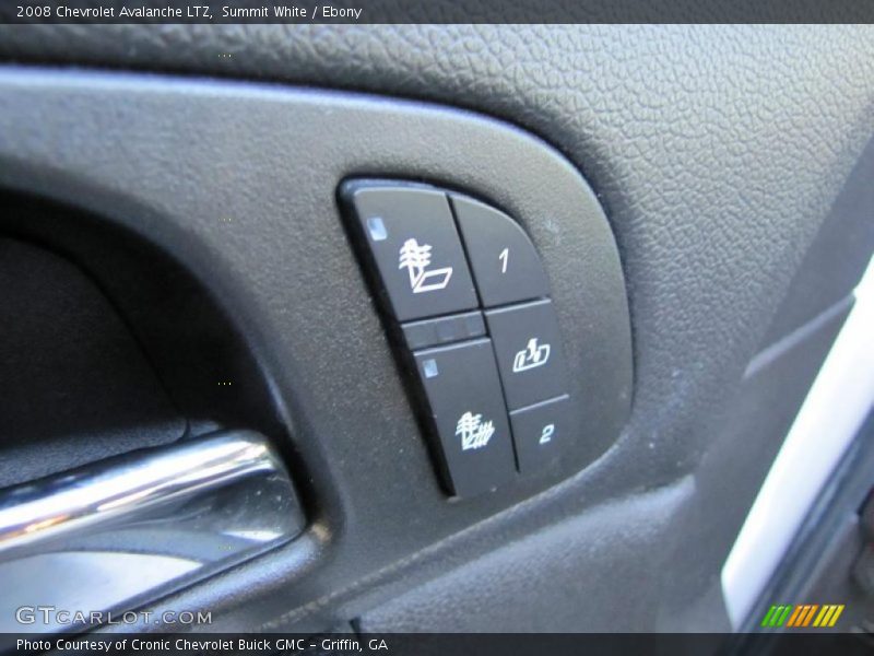 Summit White / Ebony 2008 Chevrolet Avalanche LTZ