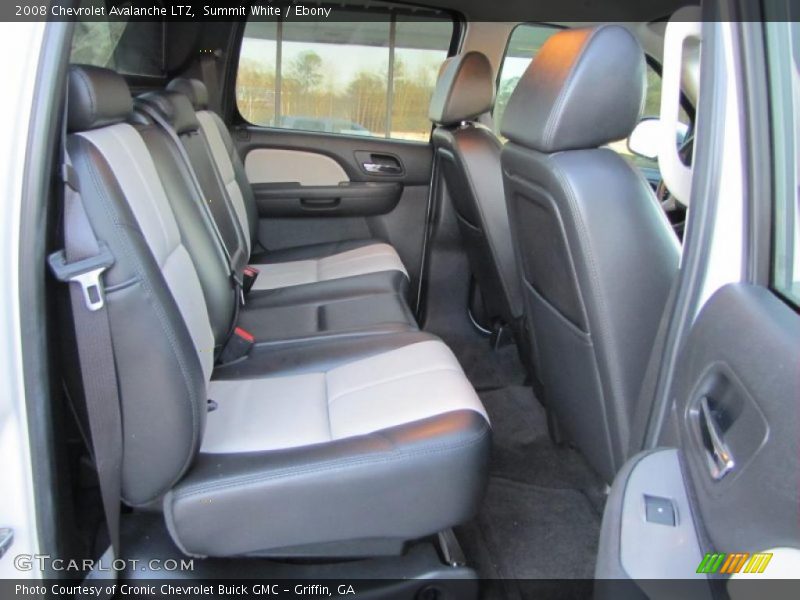 Summit White / Ebony 2008 Chevrolet Avalanche LTZ
