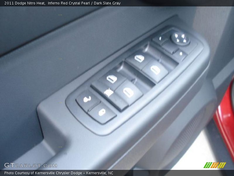 Inferno Red Crystal Pearl / Dark Slate Gray 2011 Dodge Nitro Heat