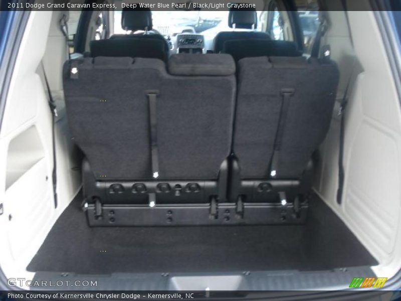  2011 Grand Caravan Express Trunk