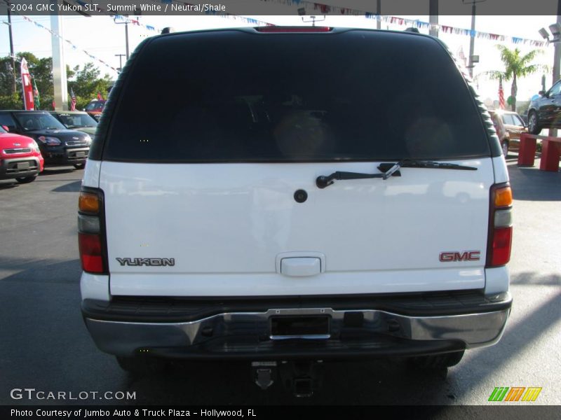 Summit White / Neutral/Shale 2004 GMC Yukon SLT