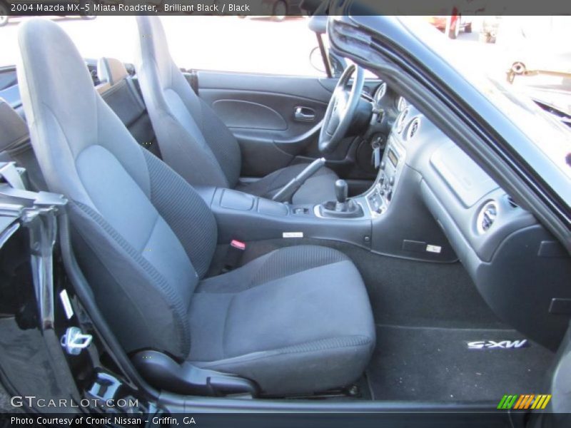 Brilliant Black / Black 2004 Mazda MX-5 Miata Roadster