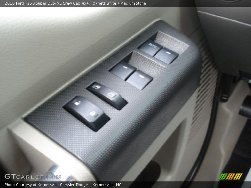 Oxford White / Medium Stone 2010 Ford F250 Super Duty XL Crew Cab 4x4