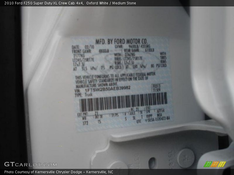 Oxford White / Medium Stone 2010 Ford F250 Super Duty XL Crew Cab 4x4