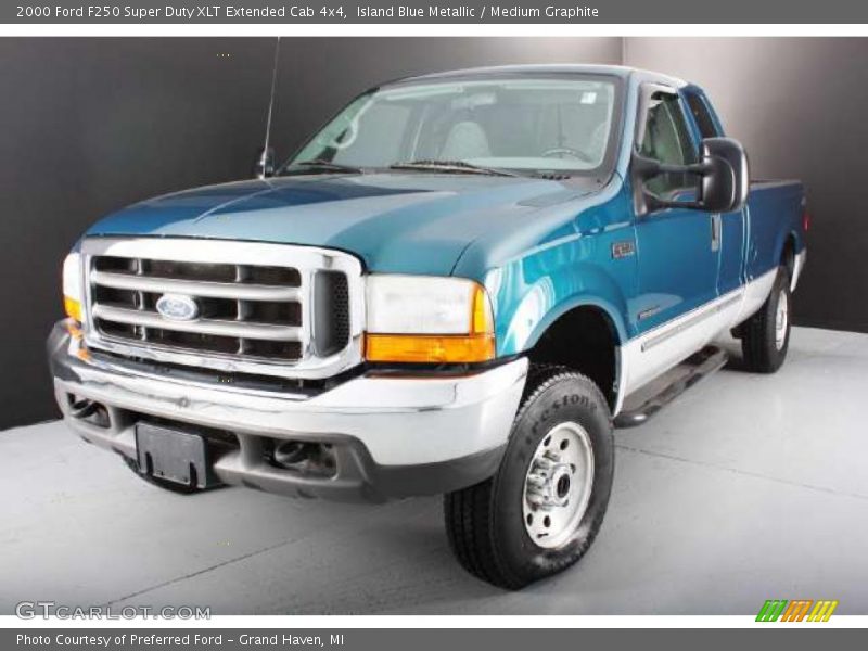 Island Blue Metallic / Medium Graphite 2000 Ford F250 Super Duty XLT Extended Cab 4x4
