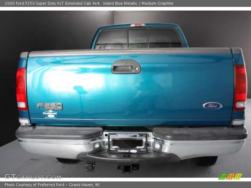 Island Blue Metallic / Medium Graphite 2000 Ford F250 Super Duty XLT Extended Cab 4x4