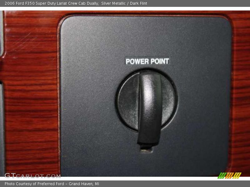 Silver Metallic / Dark Flint 2006 Ford F350 Super Duty Lariat Crew Cab Dually