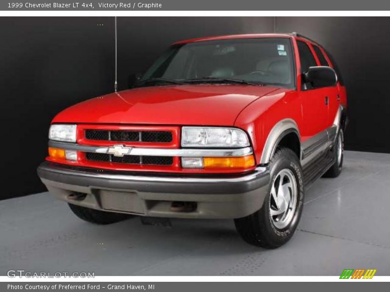 Victory Red / Graphite 1999 Chevrolet Blazer LT 4x4