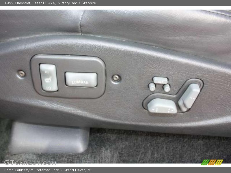 Victory Red / Graphite 1999 Chevrolet Blazer LT 4x4