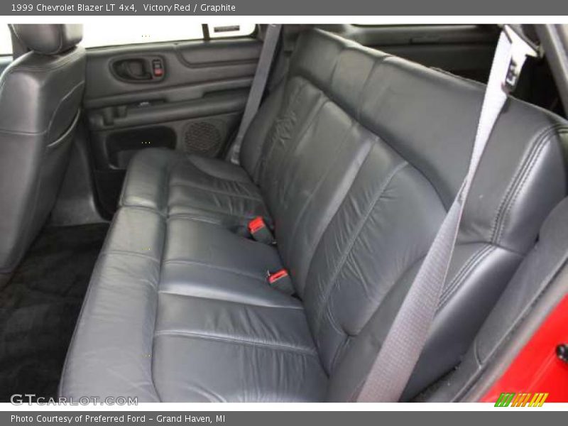 Victory Red / Graphite 1999 Chevrolet Blazer LT 4x4