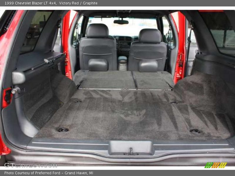 Victory Red / Graphite 1999 Chevrolet Blazer LT 4x4