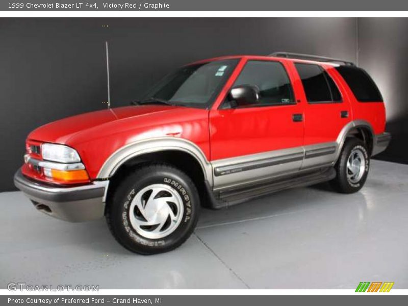 Victory Red / Graphite 1999 Chevrolet Blazer LT 4x4
