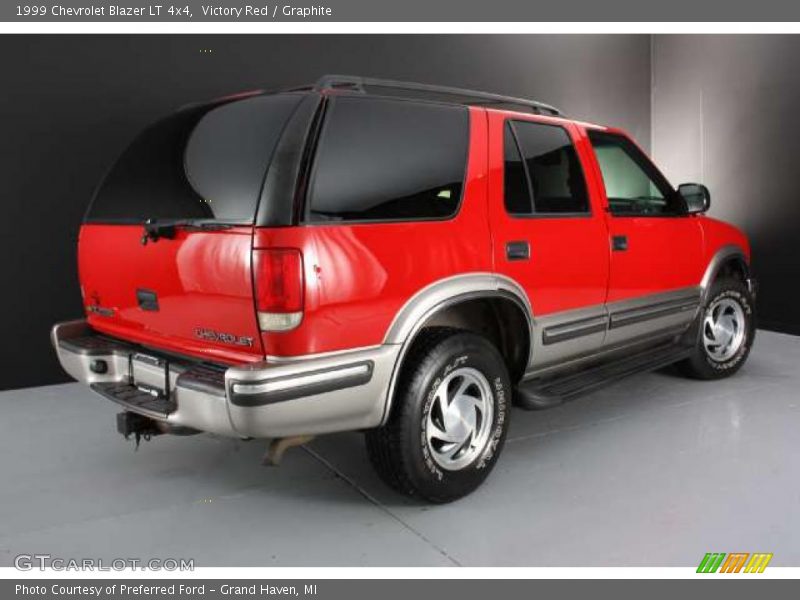 Victory Red / Graphite 1999 Chevrolet Blazer LT 4x4