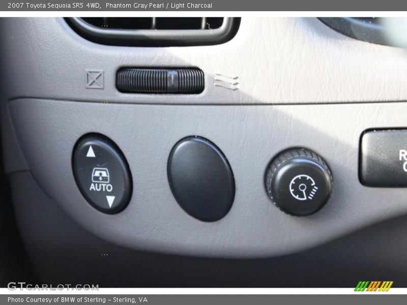 Phantom Gray Pearl / Light Charcoal 2007 Toyota Sequoia SR5 4WD