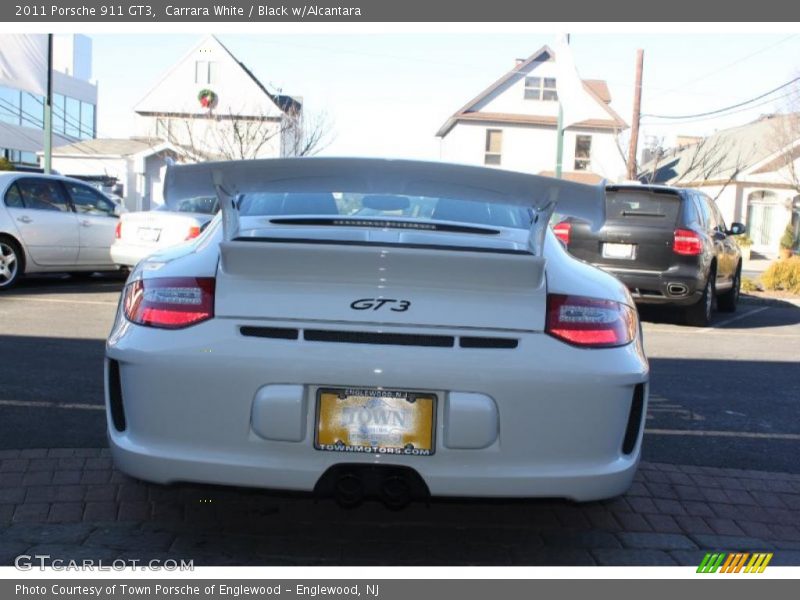 Carrara White / Black w/Alcantara 2011 Porsche 911 GT3