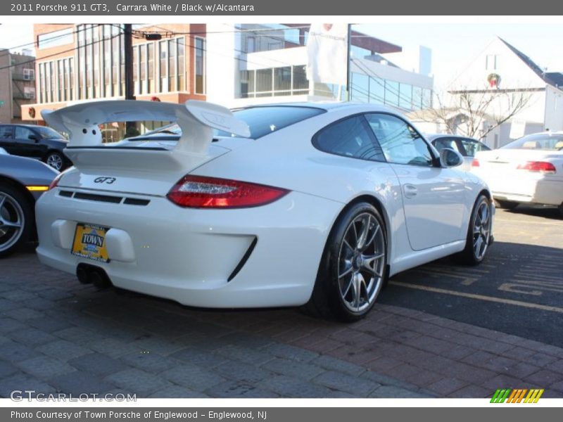 Carrara White / Black w/Alcantara 2011 Porsche 911 GT3