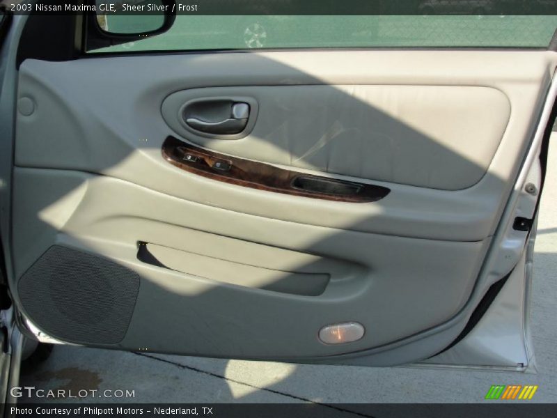 Sheer Silver / Frost 2003 Nissan Maxima GLE
