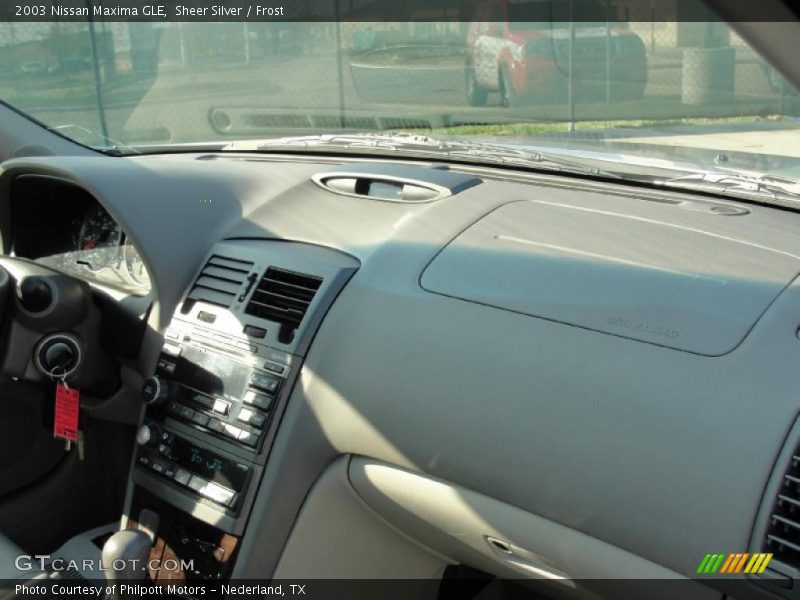 Sheer Silver / Frost 2003 Nissan Maxima GLE